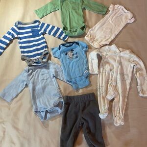 Assorted‎ Boys’ One Piece Sets in Blue, White, Green with Fleece Pants, Size NB